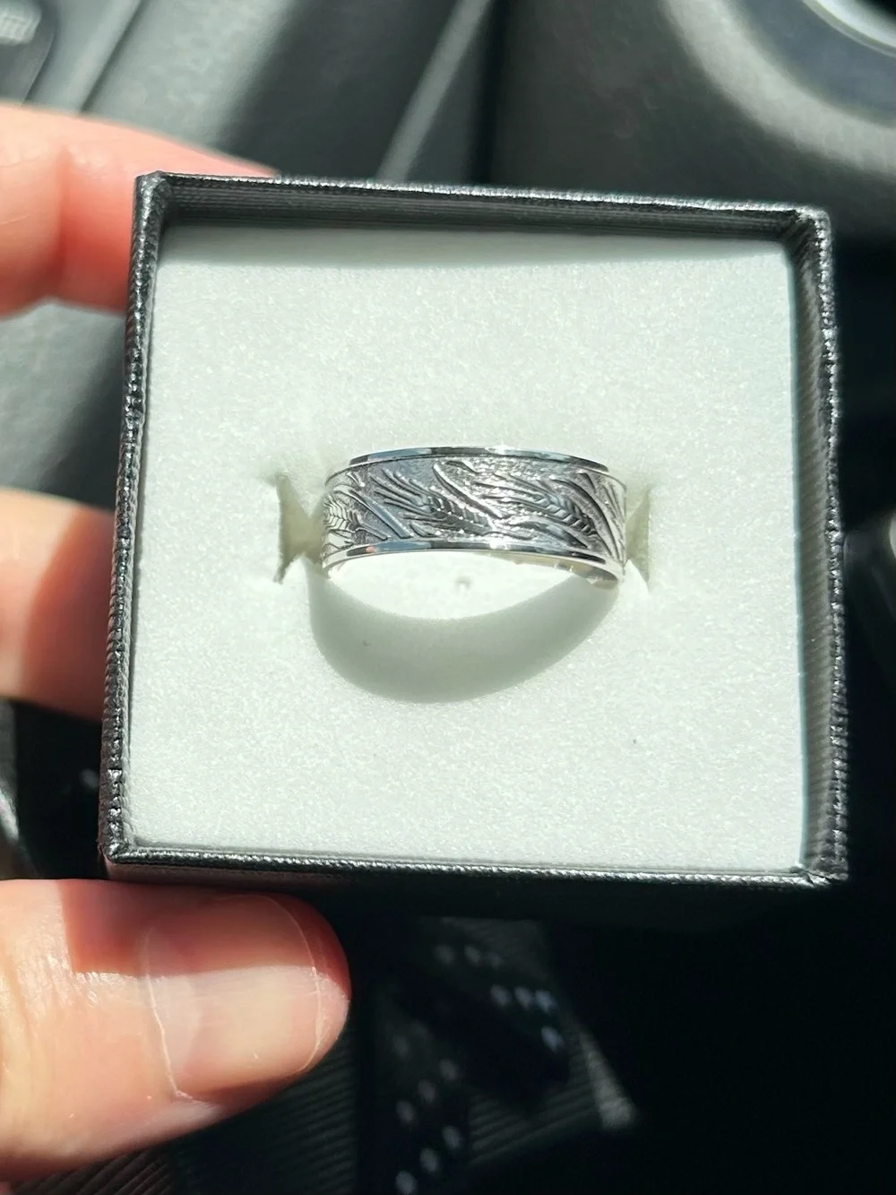 MENs-Engraved Wheat Band - sz 9 Silver .925